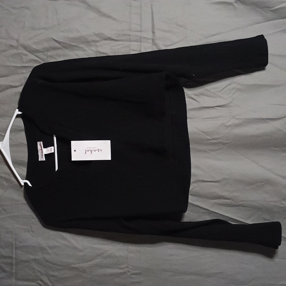 Isabel Maternity by Ingrid & Isabel Black Crew Neck Sweater - Picture 1 of 5